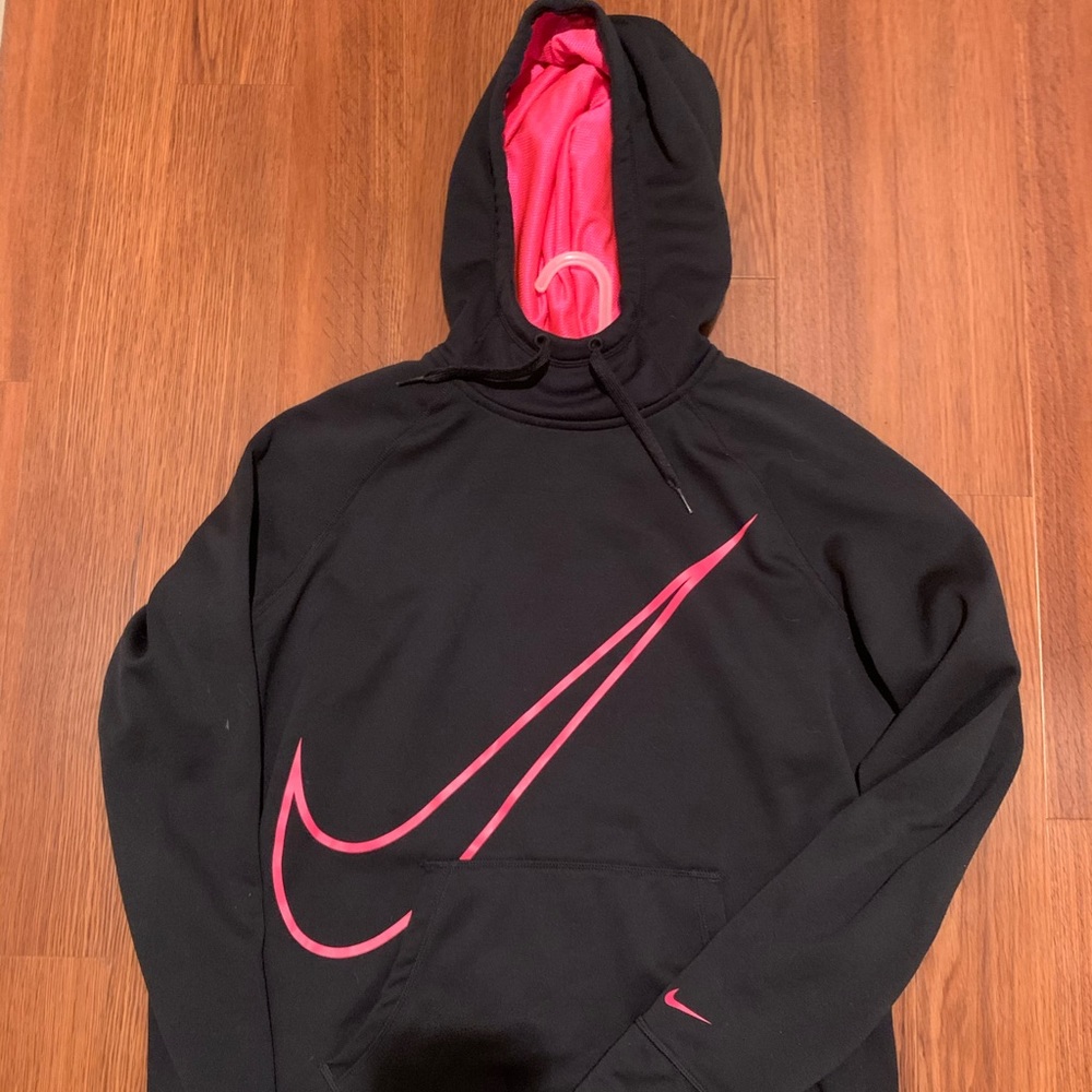 ❌❌❌SOLD❌❌❌ nike therma fit hoodie